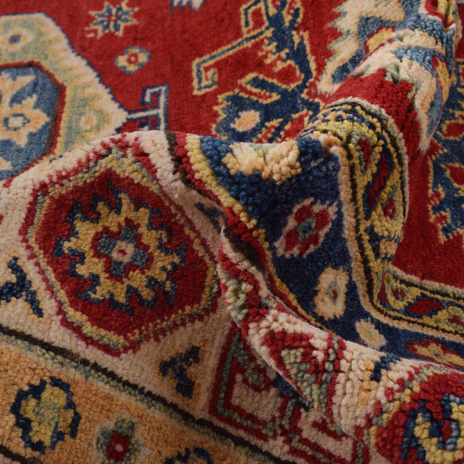 Hand knotted Kazak Carpet 5' 7" x 7' 7" ft / 169 x 232 cm - No. W34072