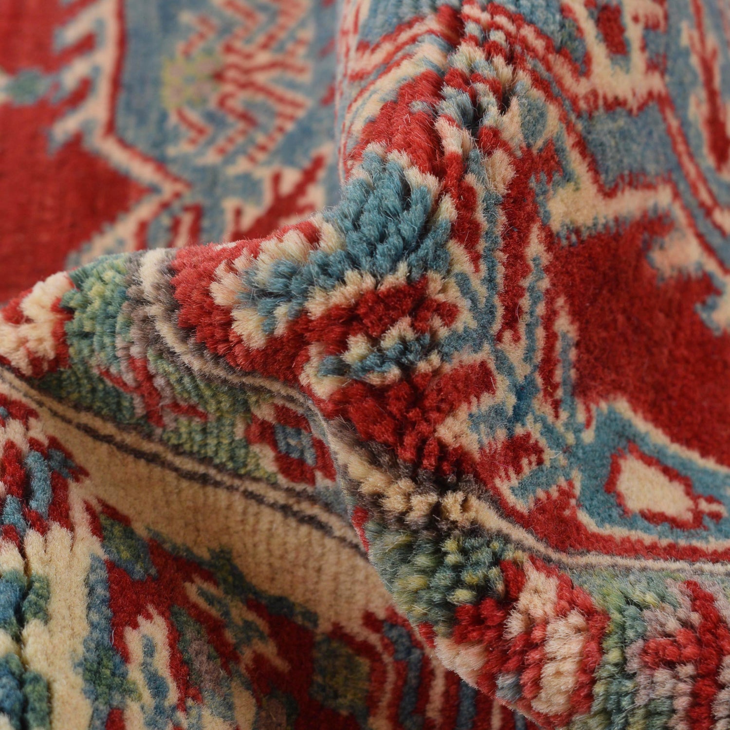 Red Kazak Rug 3' 10" x 5' 4" ft / 117 x 163 cm - No. W34077