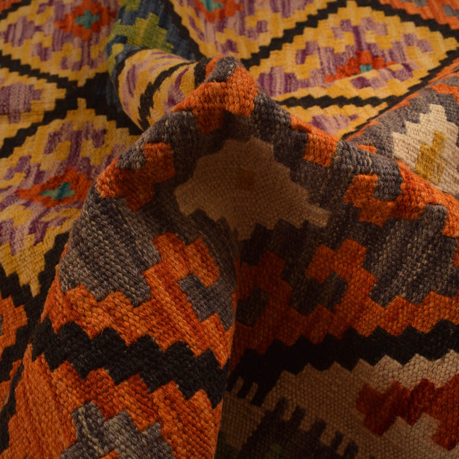 Hand Woven Wool Kelim 5' 0" x 6' 3" ft / 152 x 191 cm - No. W34755