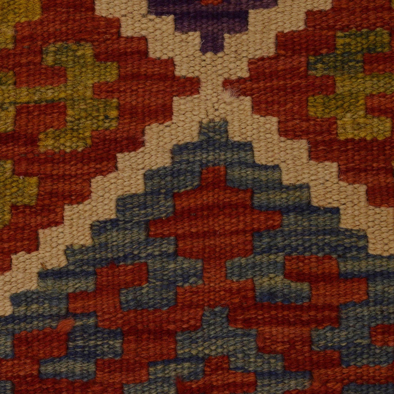 Short Kilim Runner 2' 3"x 6' 4" ft / 68 x 192 cm - No. W34761