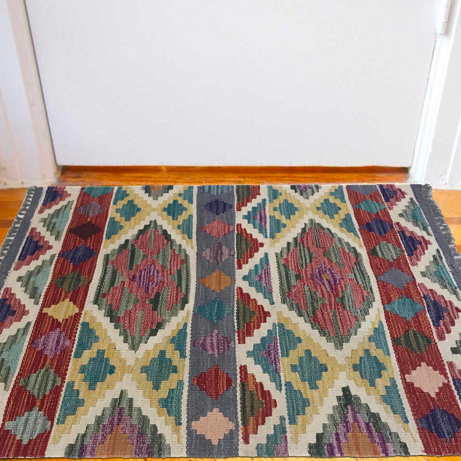 Hand Woven Wool Kelim 2' 1" x 3' 0" ft / 64 x 92 cm - No. W35551