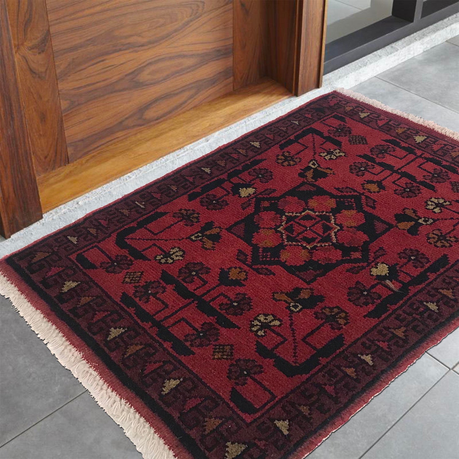 Handmade Floor Mat 1' 6" x 2' 0" ft / 45 x 62 cm - No. W35613