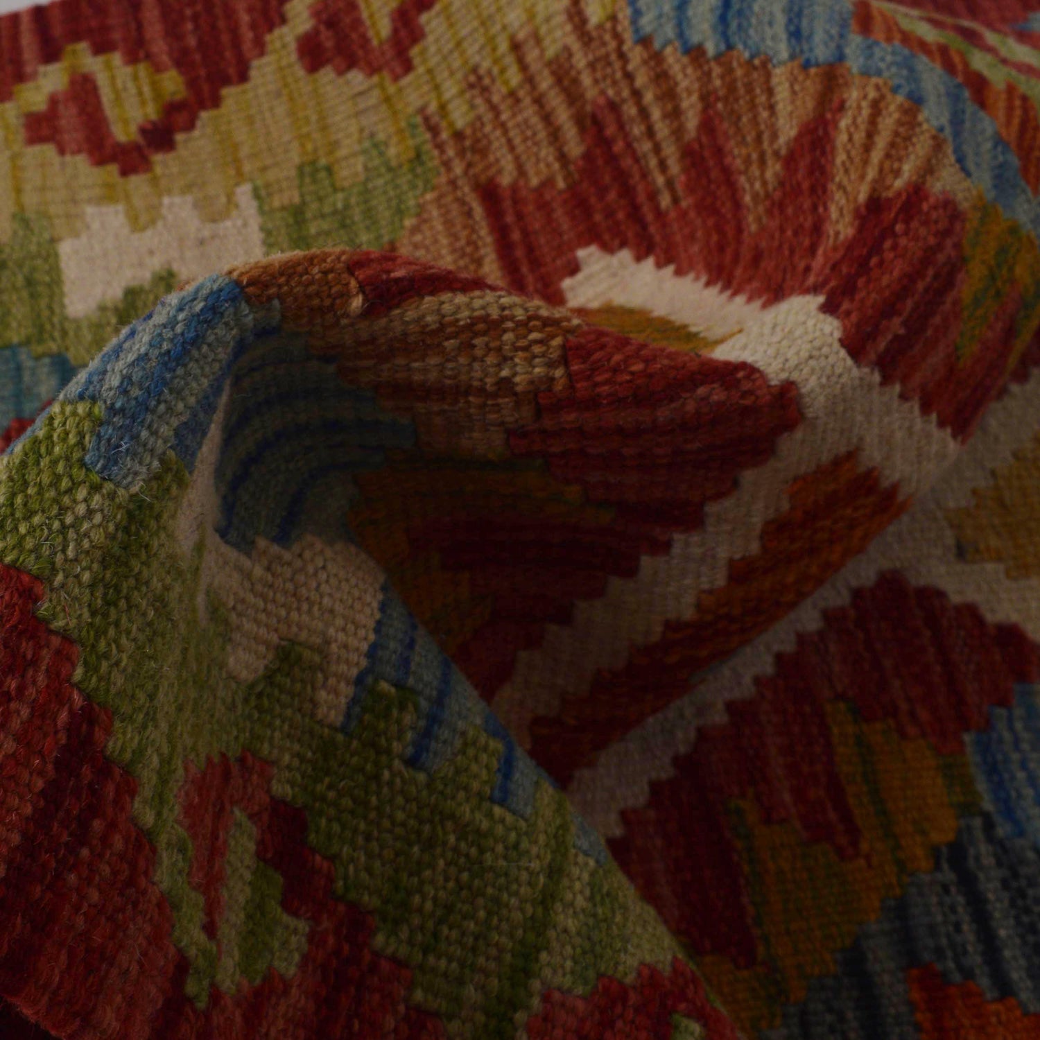 Handmade Turkish Design Wool Kilim Runner 1' 8" x 4' 10"  ft / 50 x 147 cm - No. W35942