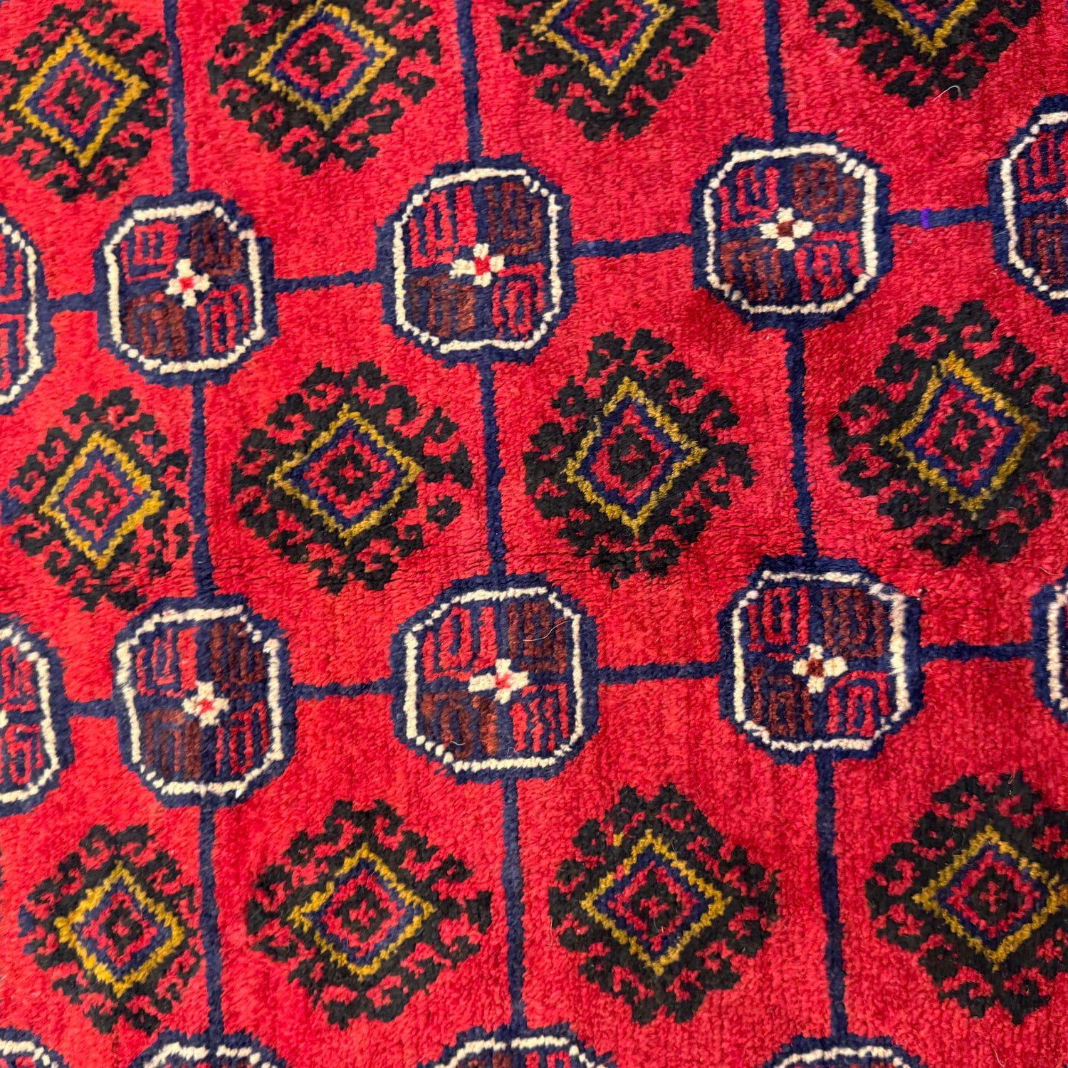 Baluch Short Rug 3' 8" x 5' 10" ft / 112 x 178 cm - No. W36551