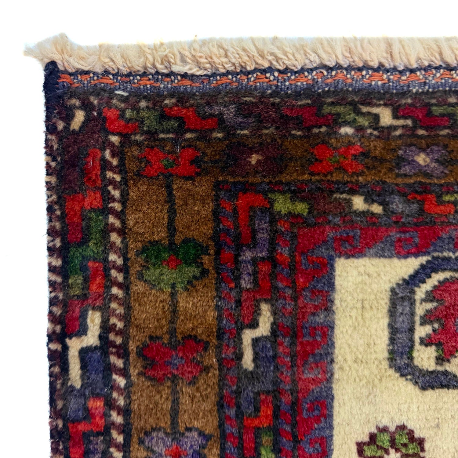 Traditional Baloch Rug 3' 5" x 4' 8" ft / 105 x 141 cm - No. W36721