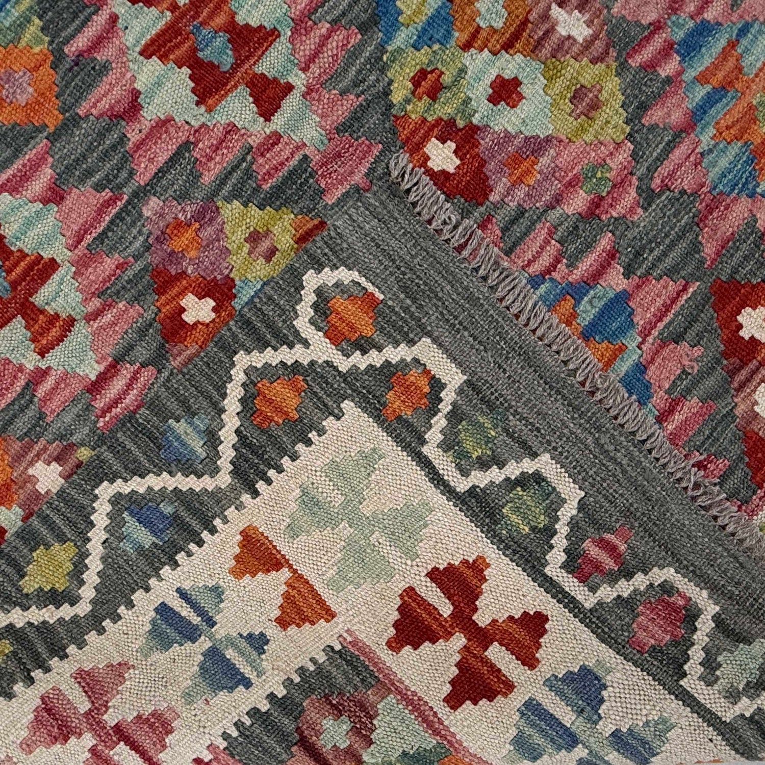 Medium Size Chobi Kilim 4' 10" x 6' 4" ft / 148 x 194 cm - No. W36822