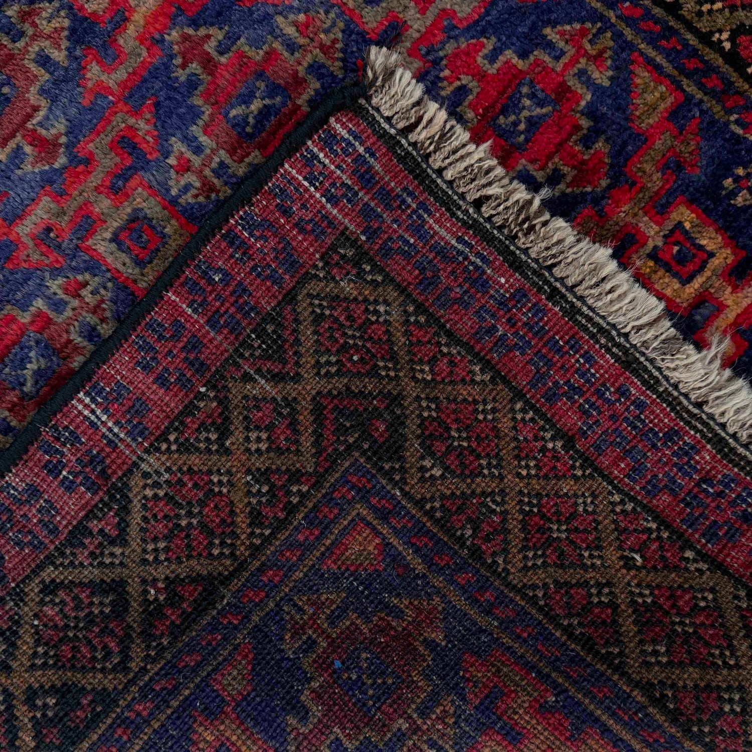 Hand Knotted Baluchi Rug 2' 6" x 3' 8" ft / 75 x 113 cm - No. W36852