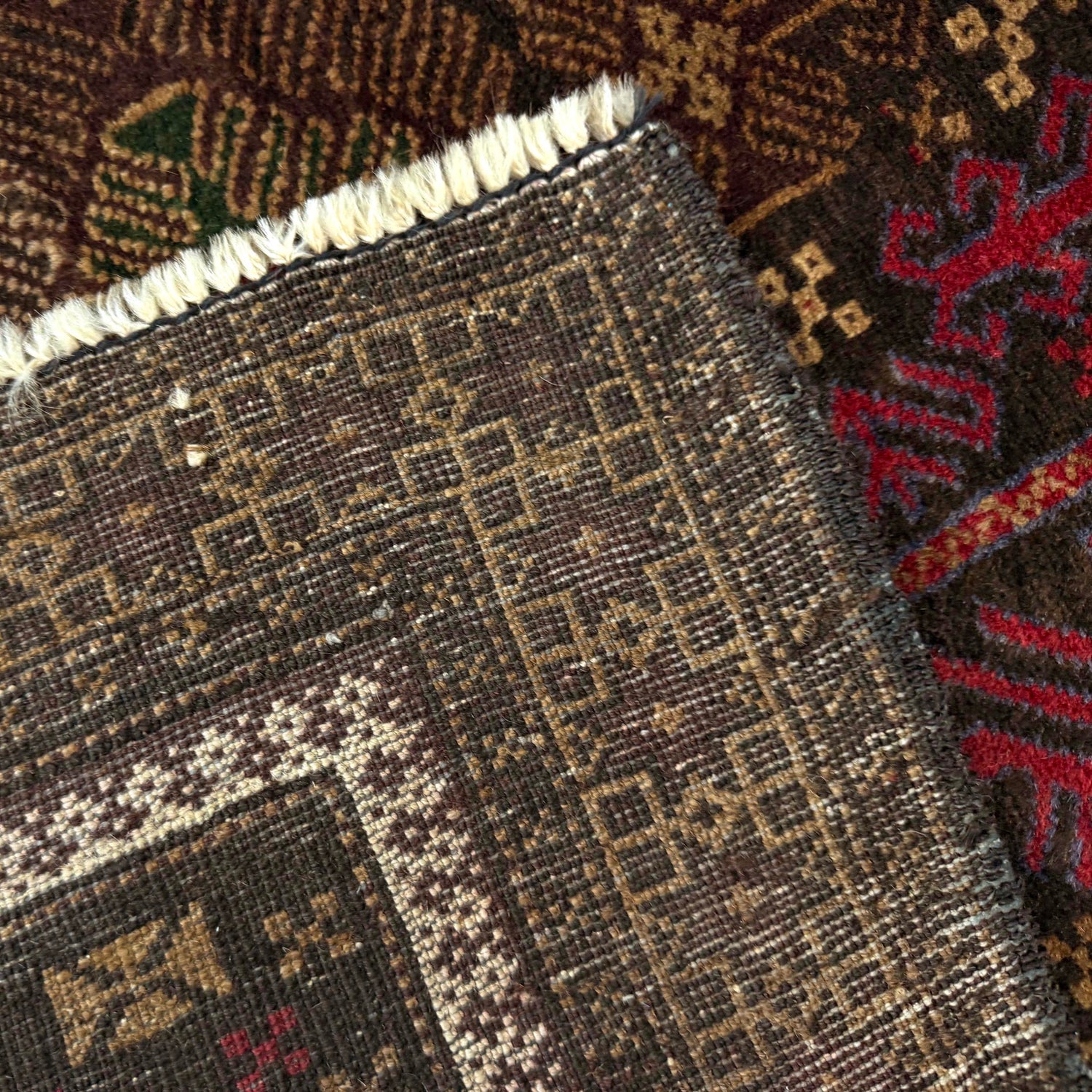 Hand Knotted Baluchi Rug 3' 1" x 4' 4" ft / 94 x 132 cm - No. W37608
