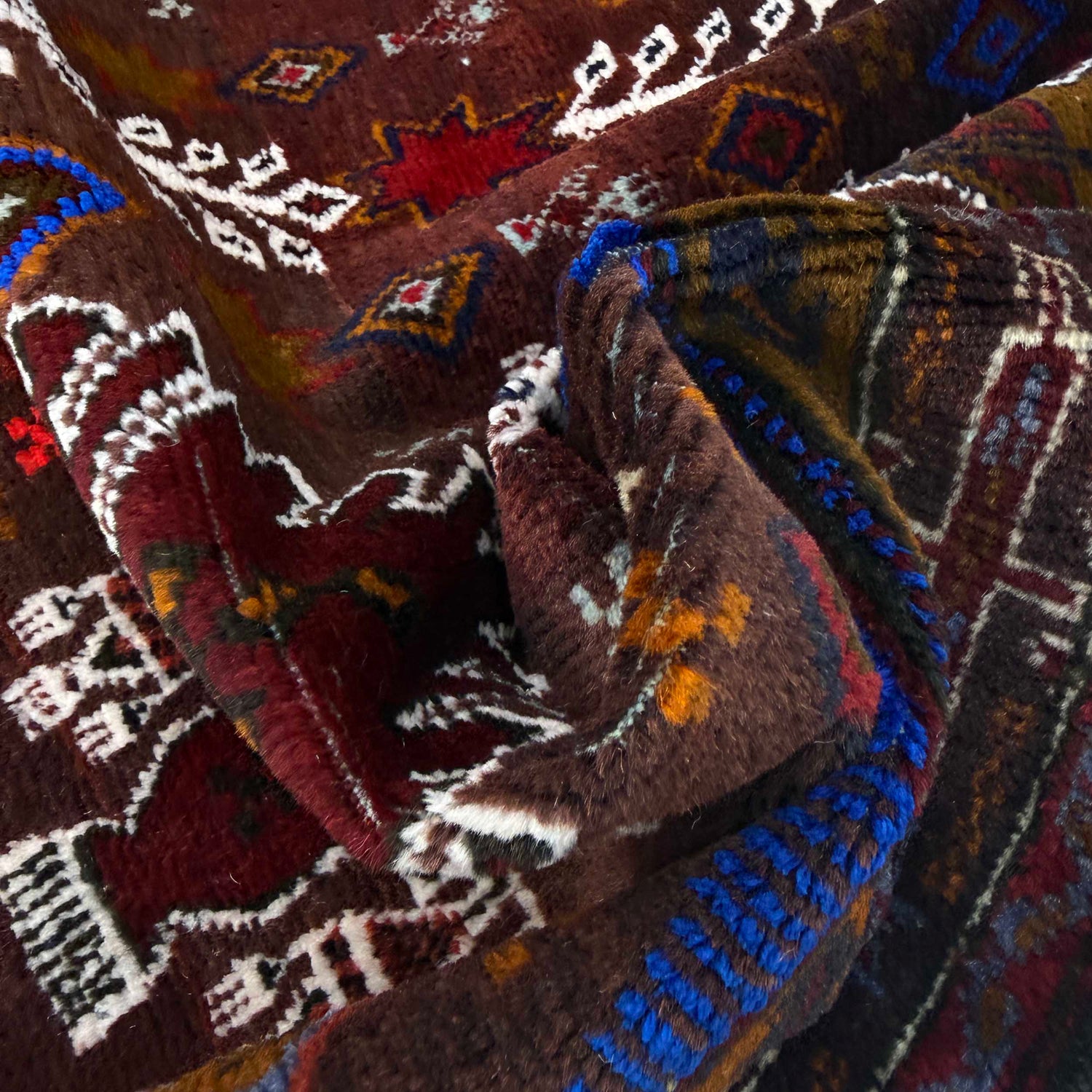 Tribal Baloch Rug 3' 2" x 4' 5" ft / 97 x 135 cm - No. W37702