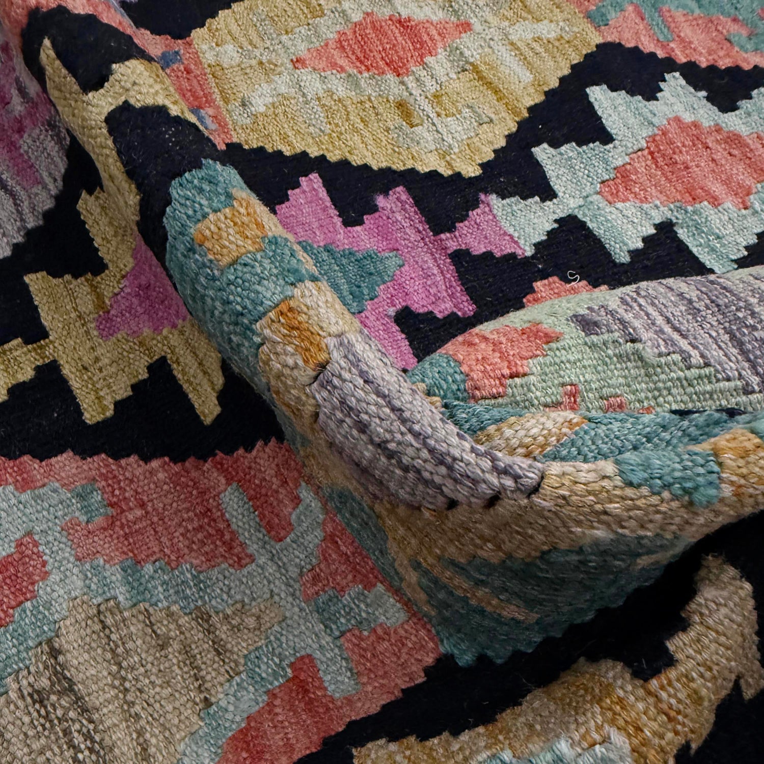 Medium Size Chobi Kilim 6' 8" x 9' 7" ft / 202 x 293 cm - No. W38232