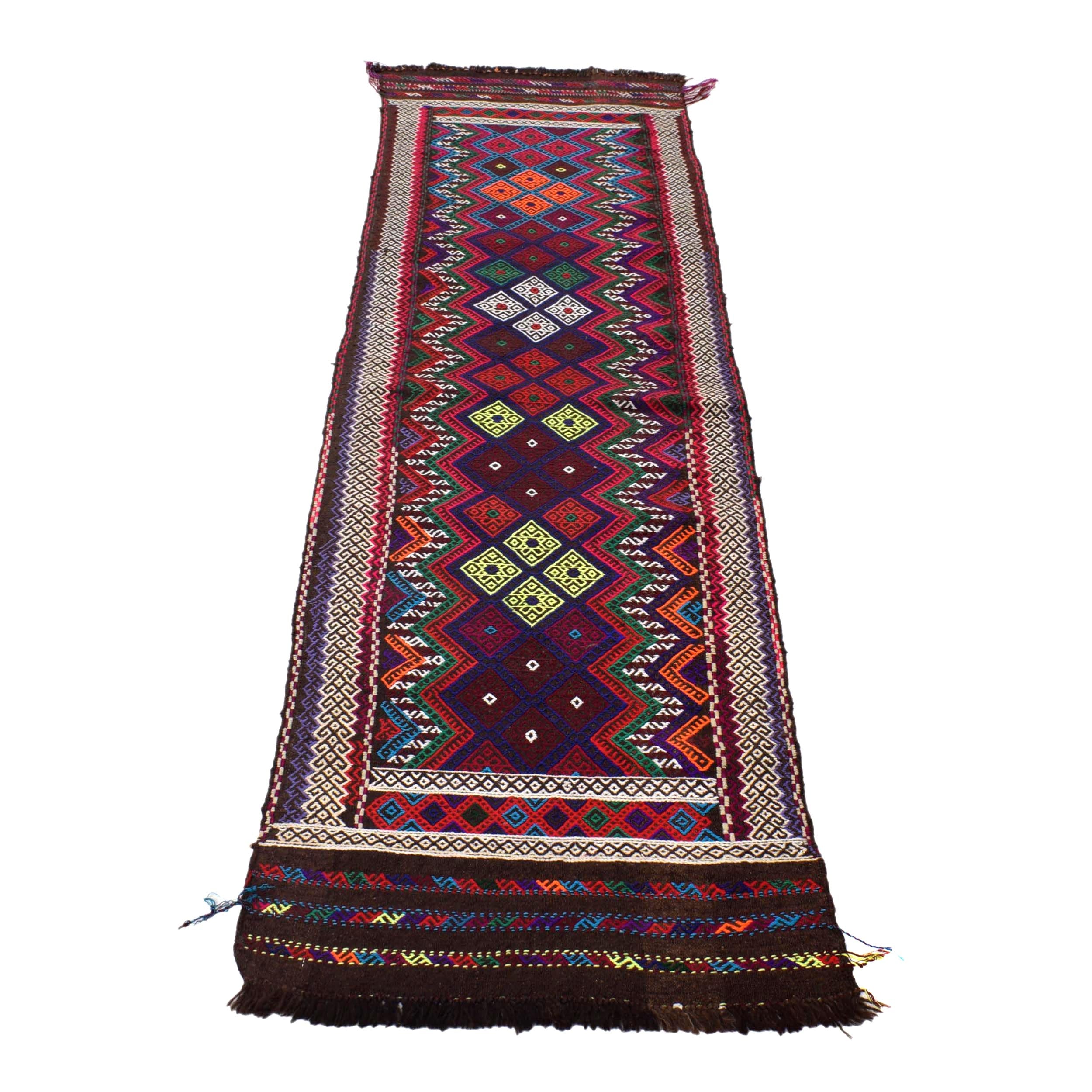 Short Kilim Runner 2' 0" x 7' 6" ft / 60 x 228 cm - No. Y15111