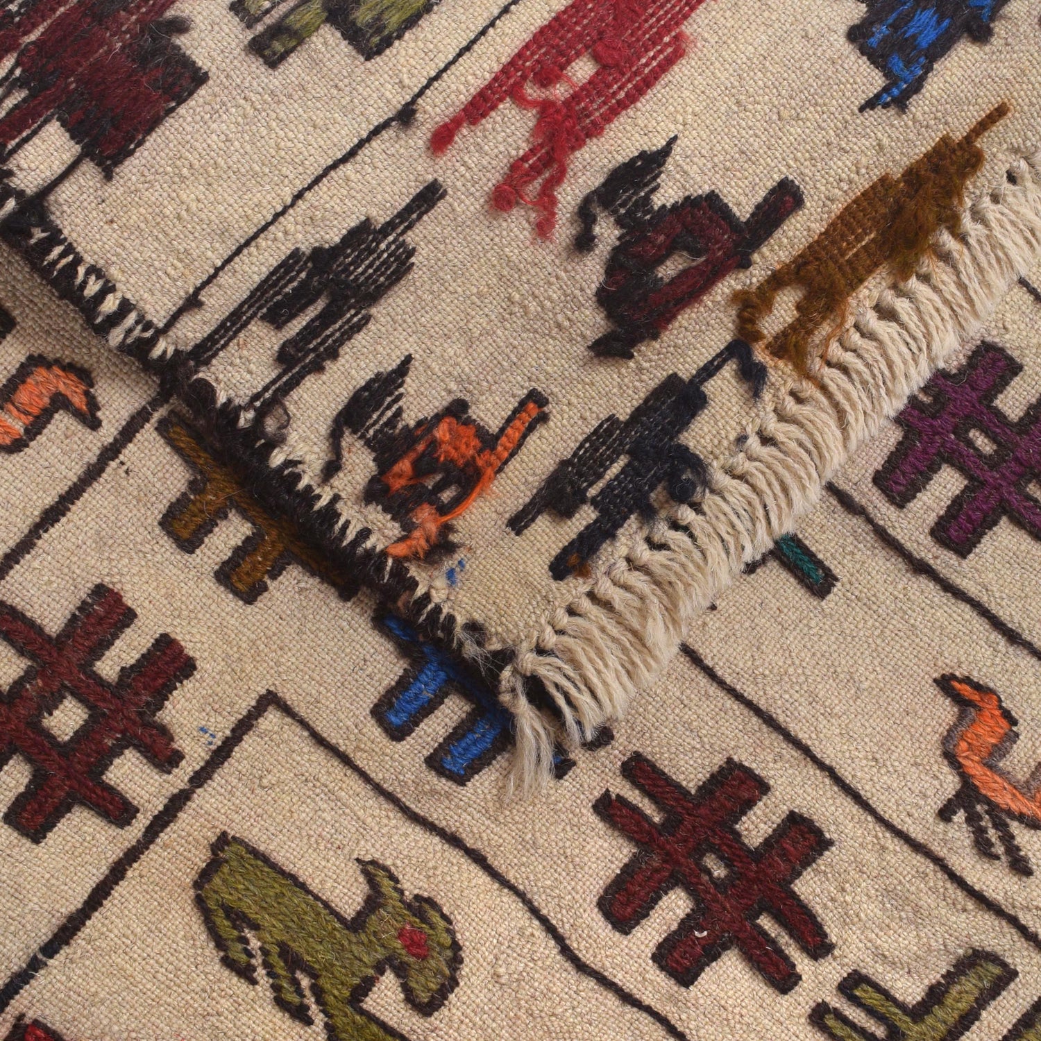 White Flat Weave Kelim 4' 5" x 5' 4" ft / 135 x 163 cm - No. Y16166