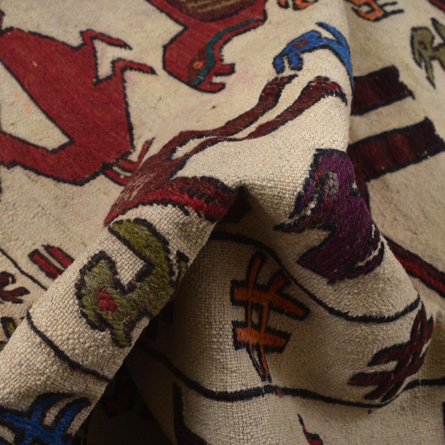 White Flat Weave Kelim 4' 5" x 5' 4" ft / 135 x 163 cm - No. Y16166