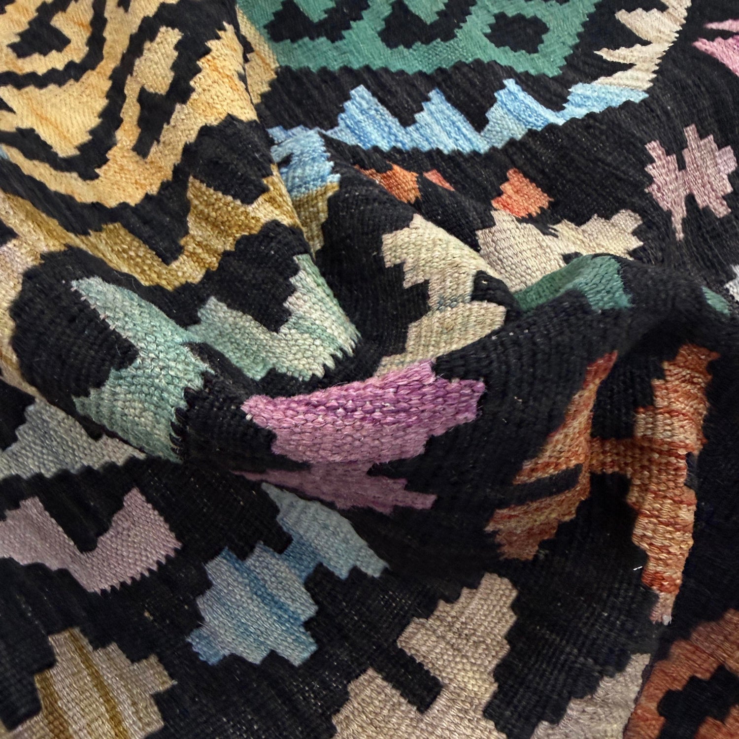 Hand Woven Wool Kelim 6' 2" x 8' 3" ft / 187 x 252 cm - No. Y39092