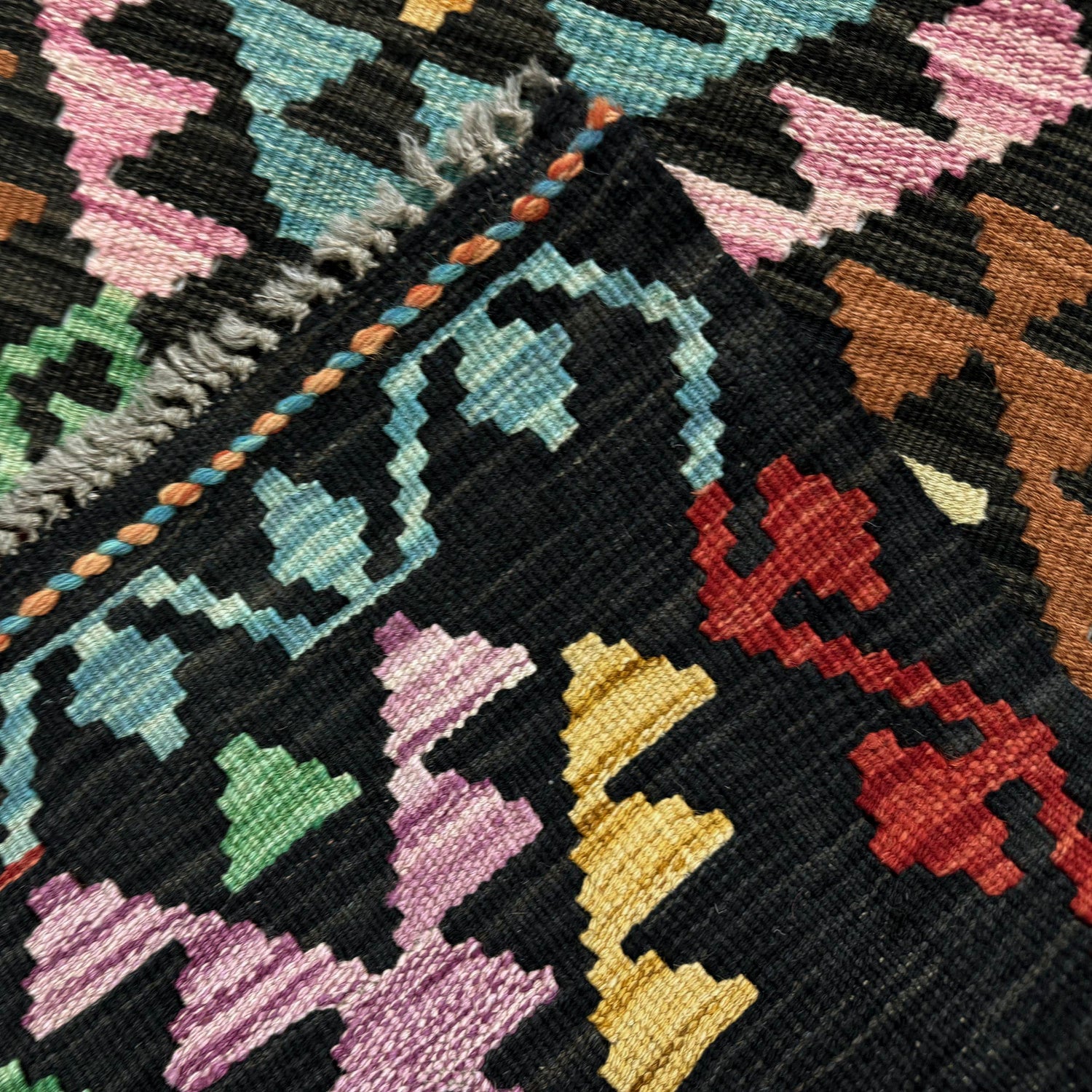 Long Chobi Kilim Runner 2' 8" x 9' 9" ft / 82 x 297 cm - No. Y39108