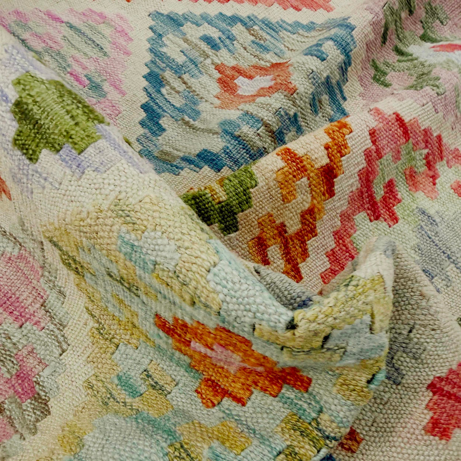 Hand Woven Wool Kelim 4' 10" x 6' 7" ft / 148 x 200 cm - No. Y39127