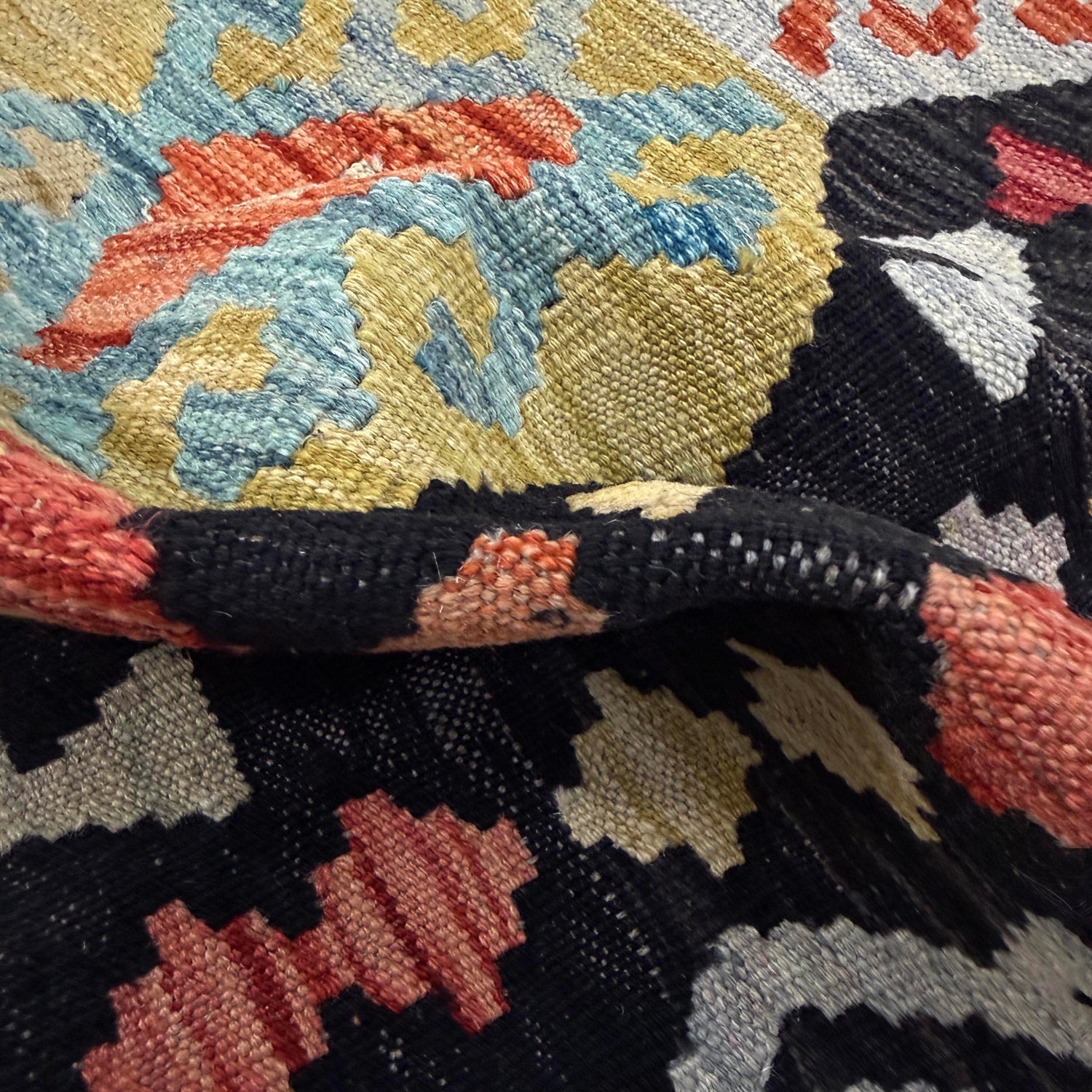 Hand Woven Wool Kelim Runner 2' 4" x 4' 7"  ft / 70 x 140 cm - No. Y39143