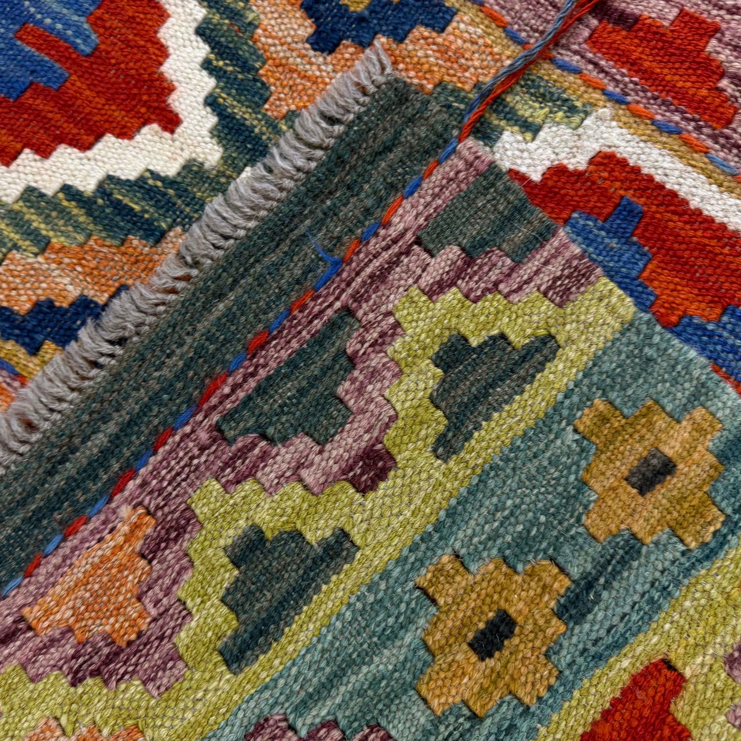 Hand Knotted Flatweave Kilim 3' 2" x 4' 11" ft / 97 x 150 cm - No. Y39168