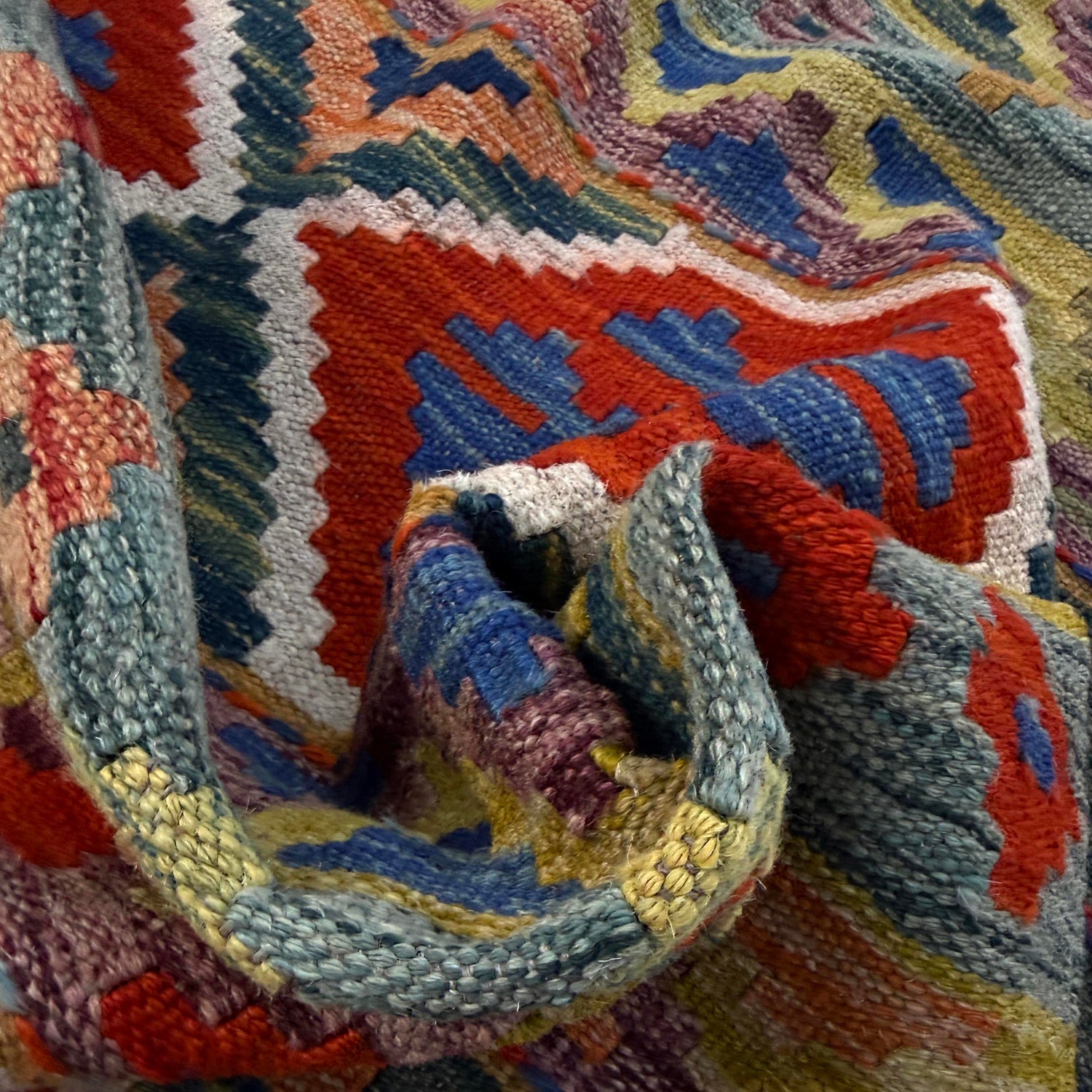 Hand Knotted Flatweave Kilim 3' 2" x 4' 11" ft / 97 x 150 cm - No. Y39168