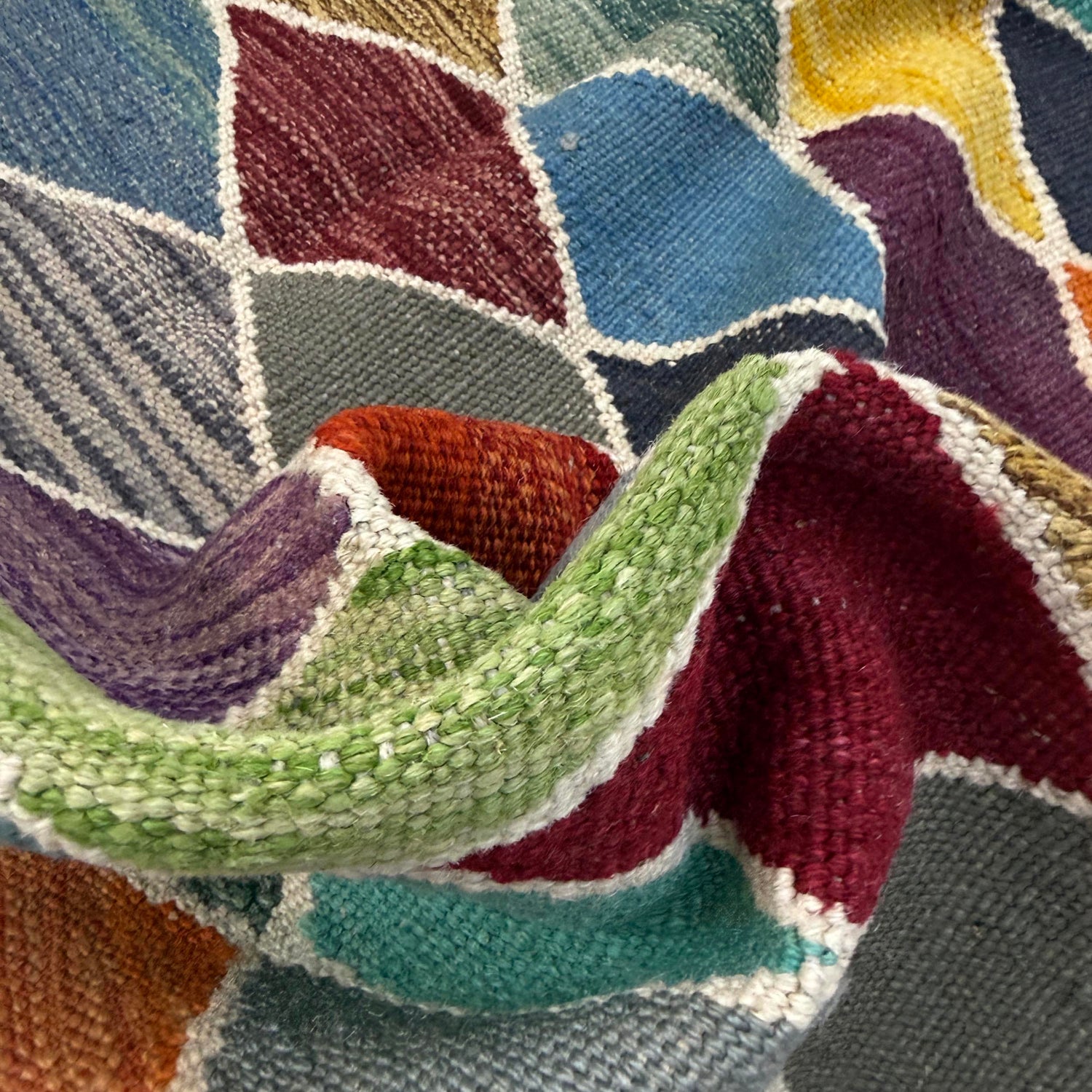 Handmade Turkish Design Wool Kilim 3' 3" x 4' 11" ft / 100 x 150 cm - No. Y39177