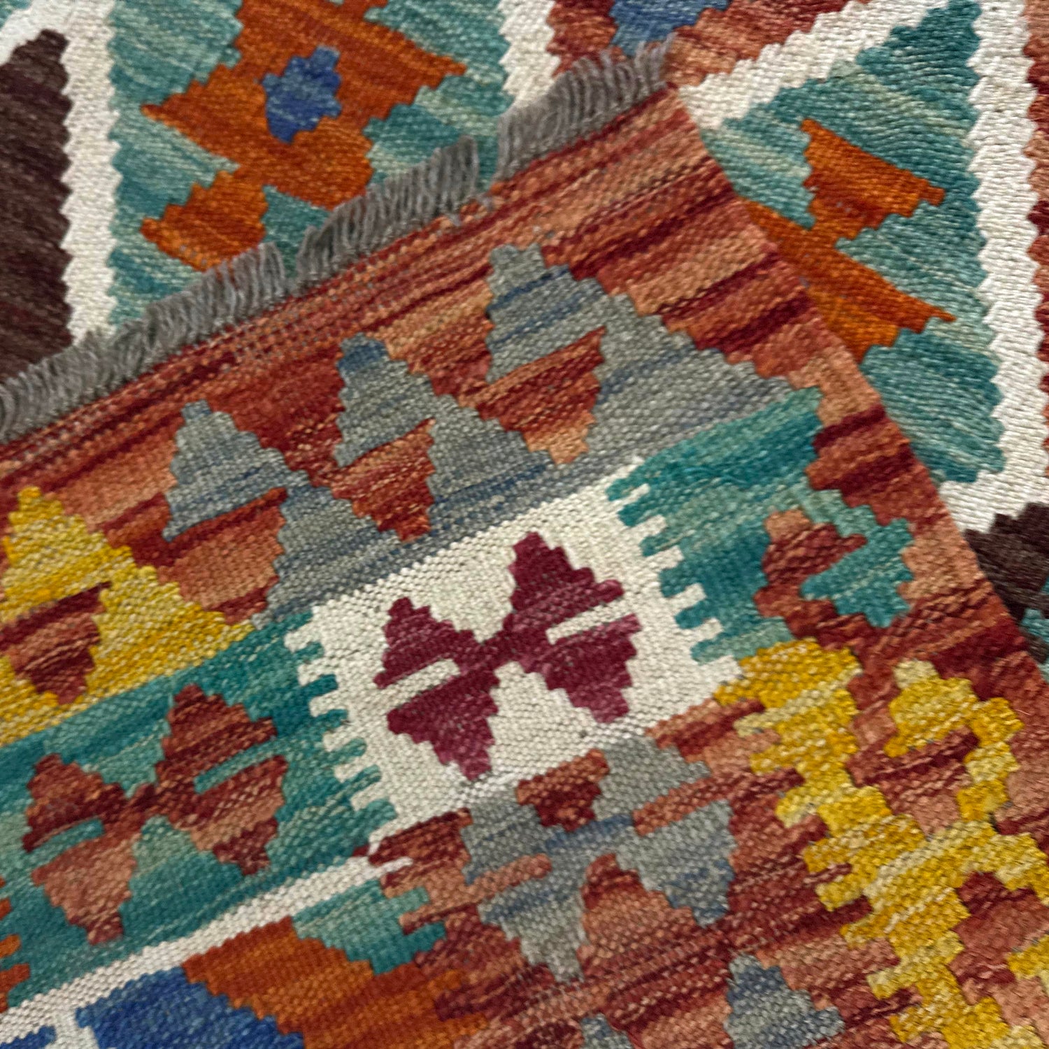 Small Size Chobi Kilim 4' 2" x 5' 9" ft / 126 x 176 cm - No. Y39187