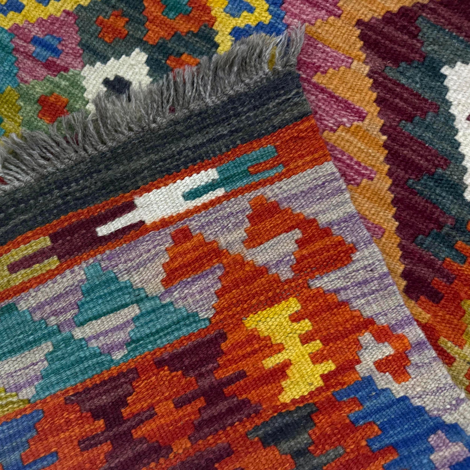 Multi Color ful Flat-Weave Wool Kilim 2' 7" x 4' 1" ft / 80 x 125 cm - No. Y39197