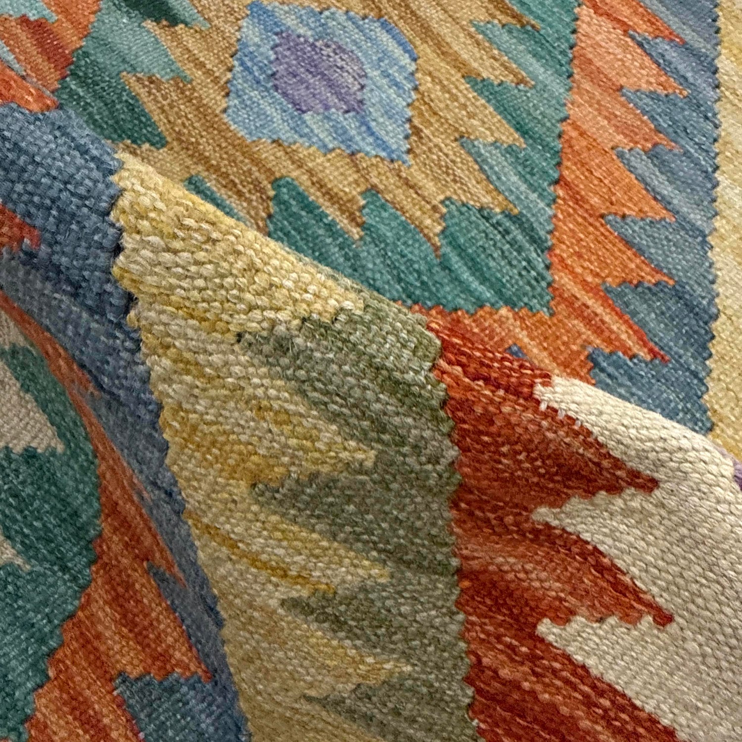 Handmade Vegetable Kilim 2' 8" x 3' 11" ft / 81 x 119 cm - No. Y39198