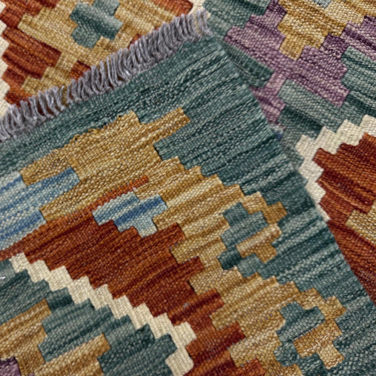 Hand Knotted Flatweave Kilim 4' 0" x 5' 11" ft / 123 x 180 cm - No. Y39215