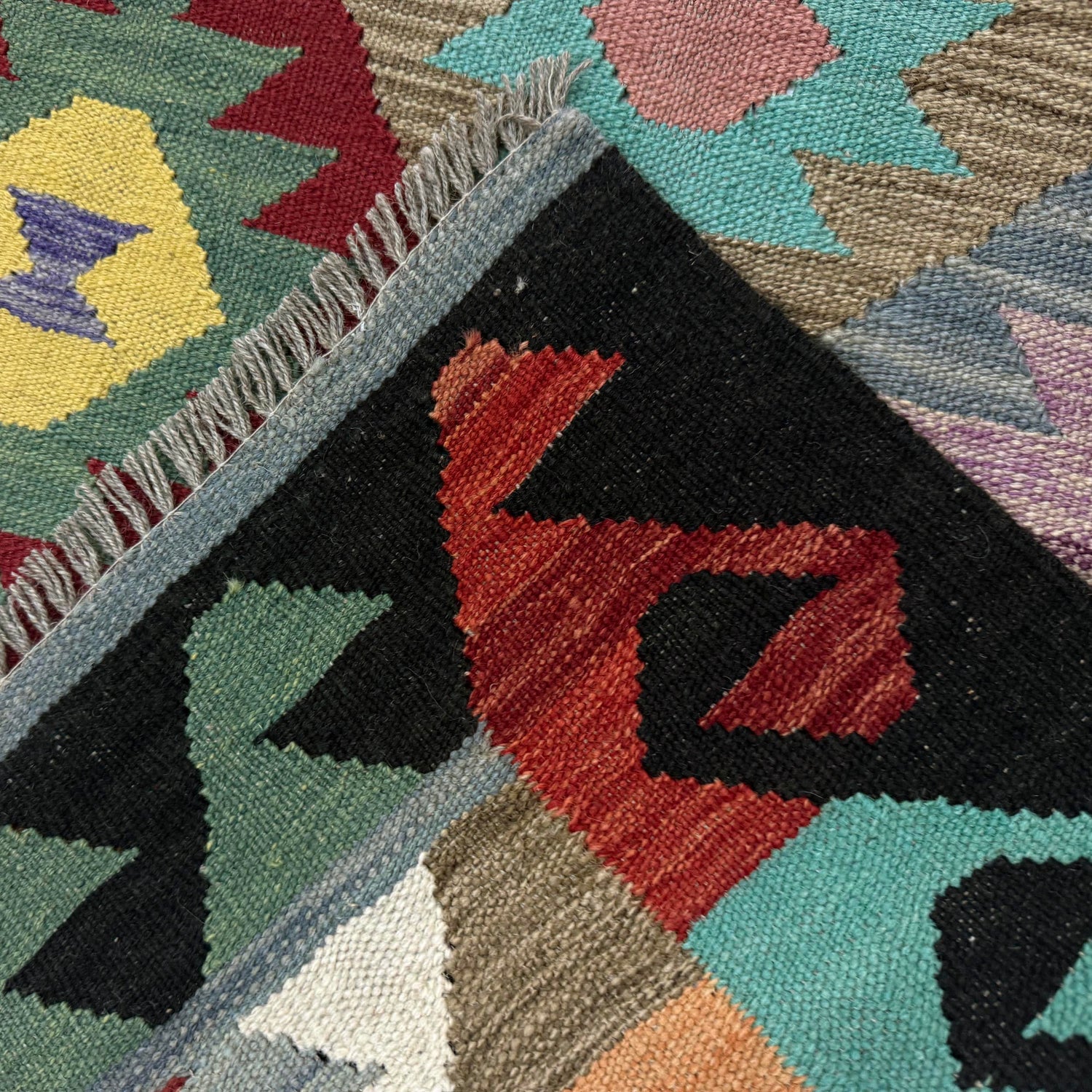 Hand Woven Wool Kelim 4' 11" x 6' 8" ft / 150 x 203 cm - No. Y39241