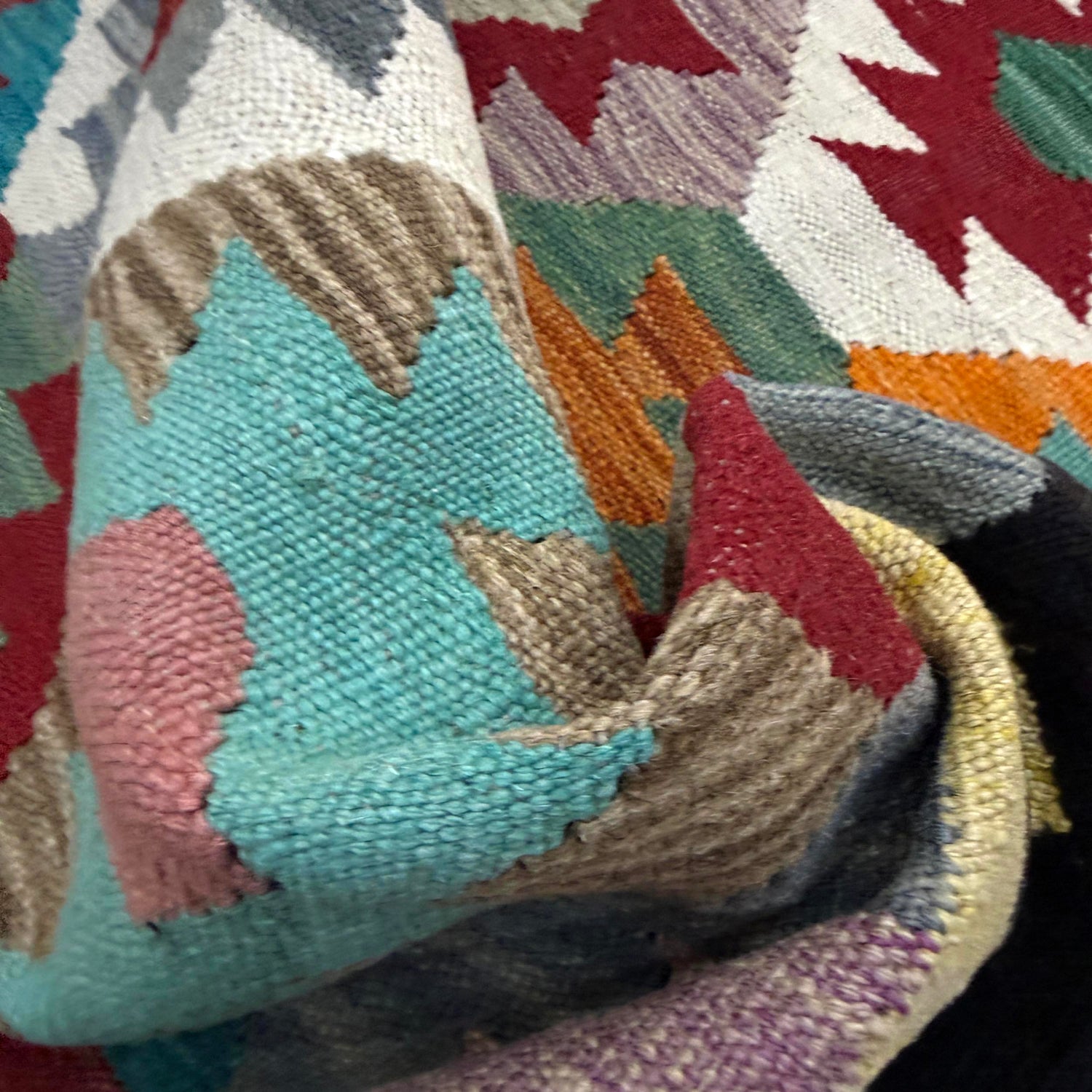 Hand Woven Wool Kelim 4' 11" x 6' 8" ft / 150 x 203 cm - No. Y39241