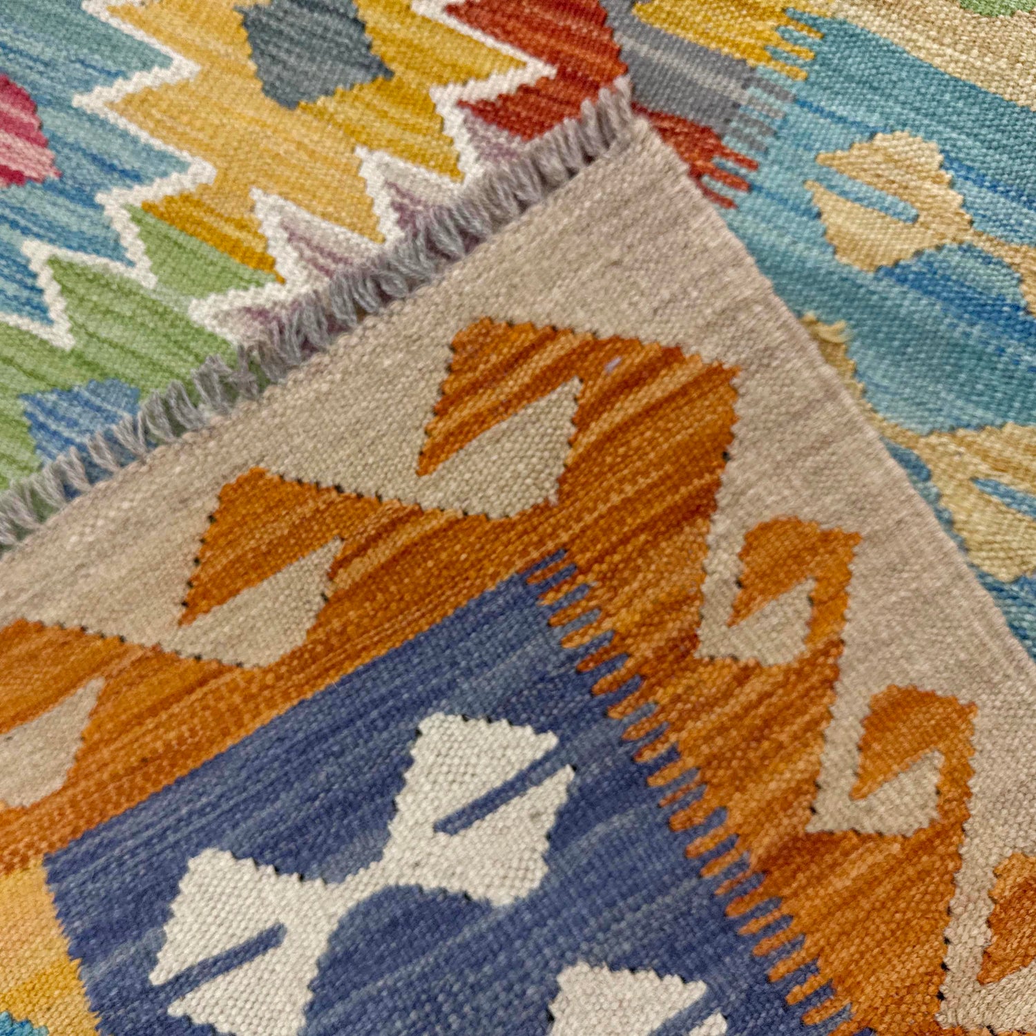 Handmade Vegetable Kilim 5' 0" x 6' 5" ft / 152 x 196 cm - No. Y39249