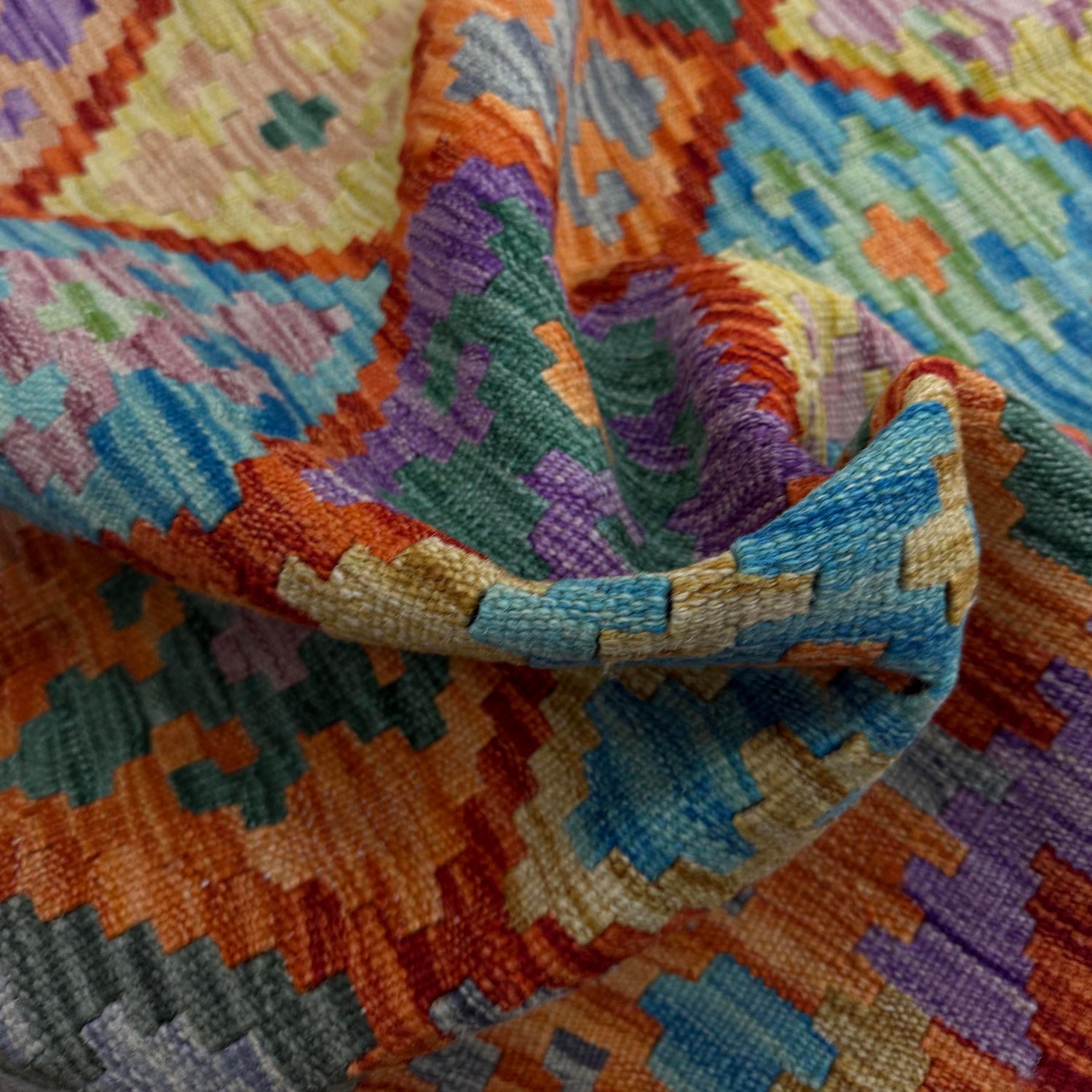 Hand Woven Wool Kelim 5' 9" x 8' 2" ft / 174 x 250 cm - No. Y39328