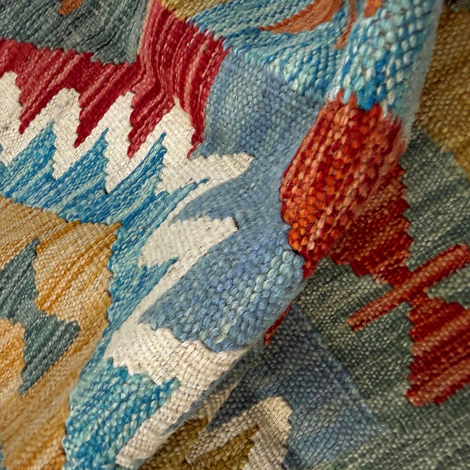 Small Size Chobi Kilim 4' 0" x 6' 10" ft / 123 x 208 cm - No. Y39344