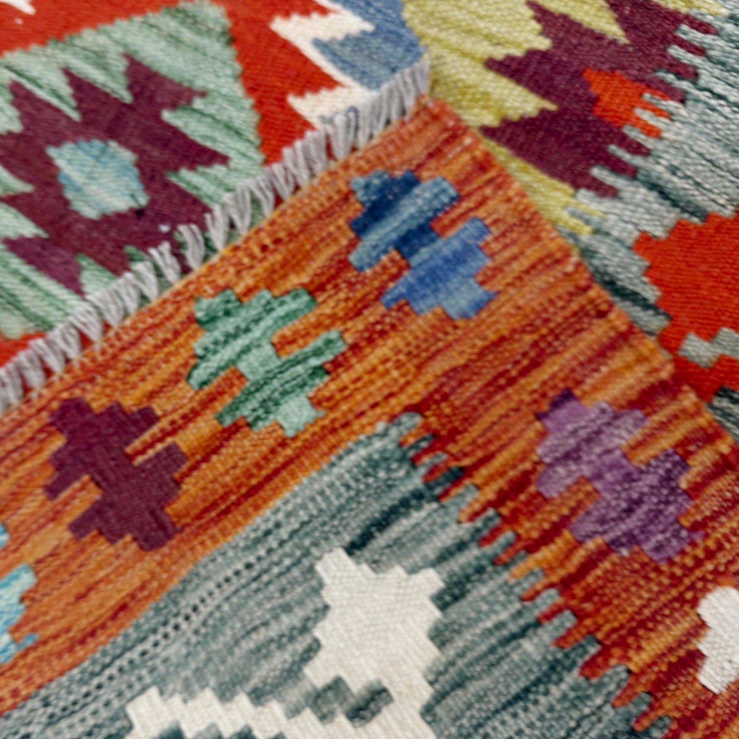 Handmade Turkish Design Wool Kilim 3' 9" x 4' 11" ft / 114 x 149 cm - No. Y39361