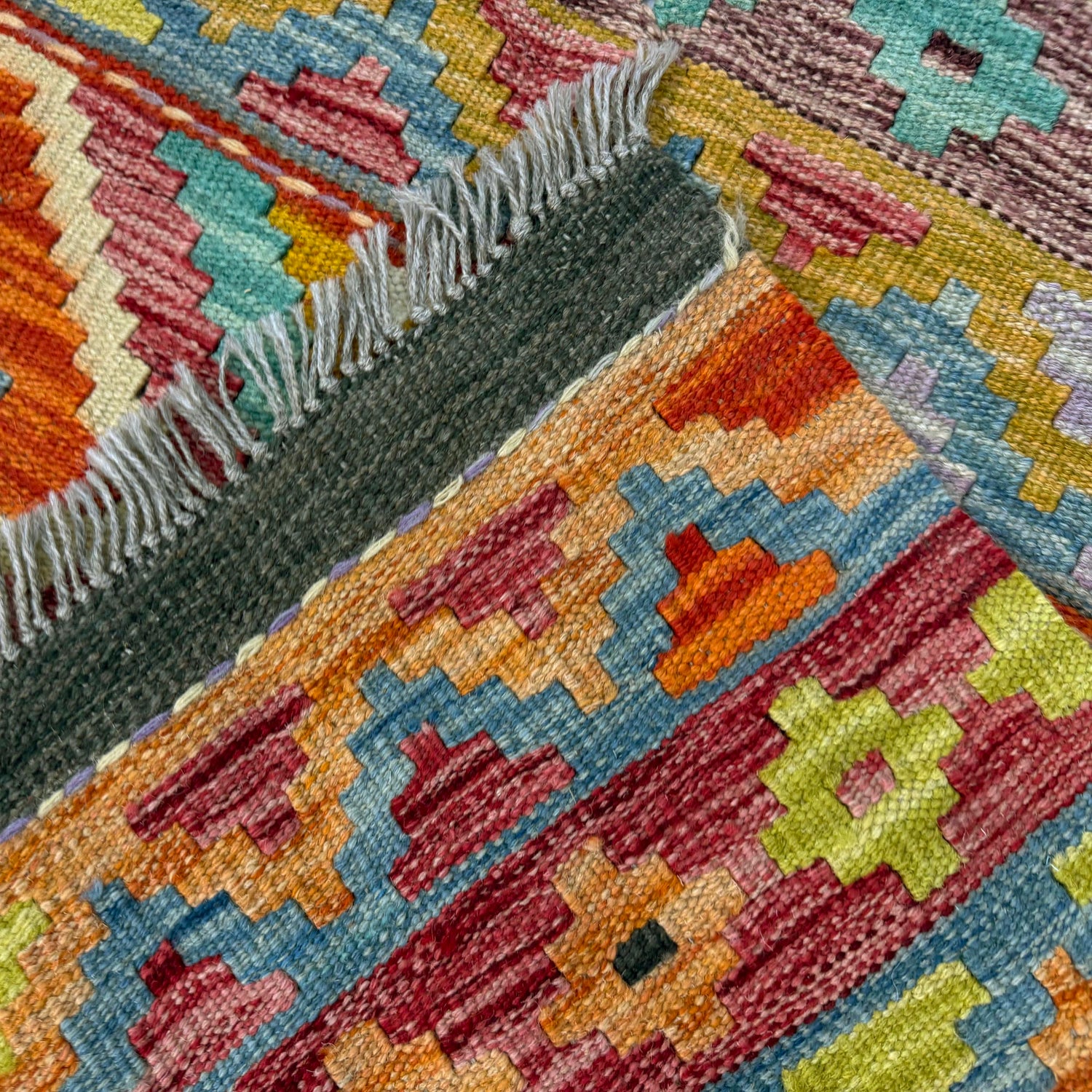 Handmade Vegetable Kilim 3' 3" x 4' 11" ft / 99 x 149 cm - No. Y39369