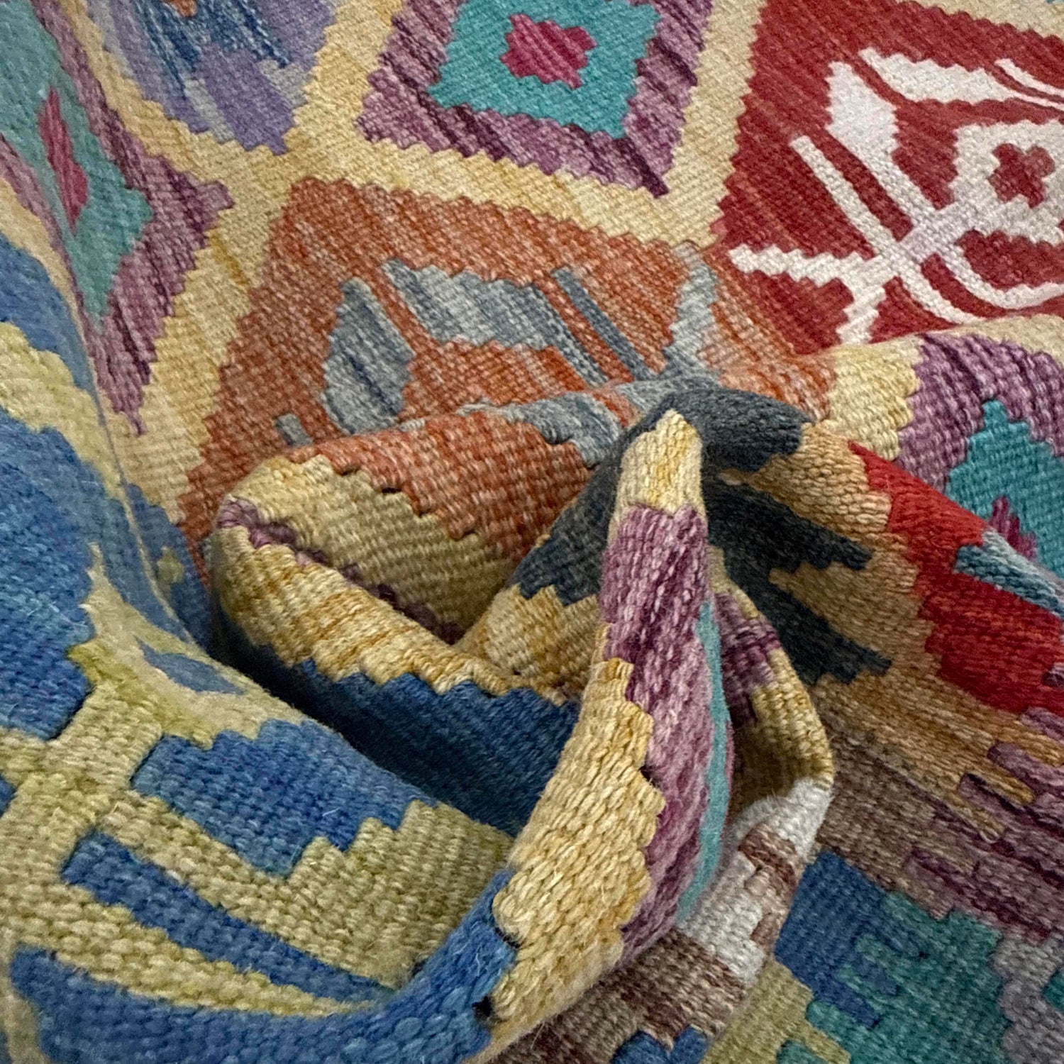 Handmade Turkish Design Wool Kilim 2' 7" x 4' 3" ft / 79 x 129 cm - No. Y39381