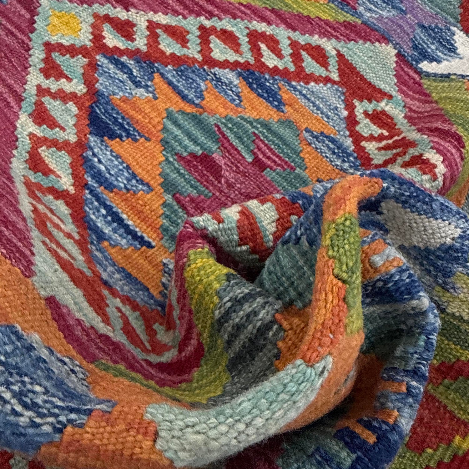 Handmade Afghan Vegetable Kilim 2' 9" x 4' 0" ft / 83 x 122 cm - No. Y39389