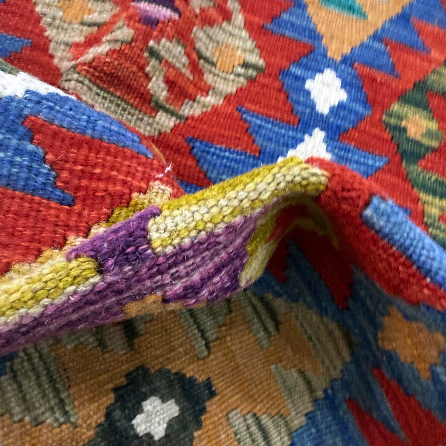 Hand Woven Wool Kelim 2' 7" x 4' 4" ft / 80 x 132 cm - No. Y39399
