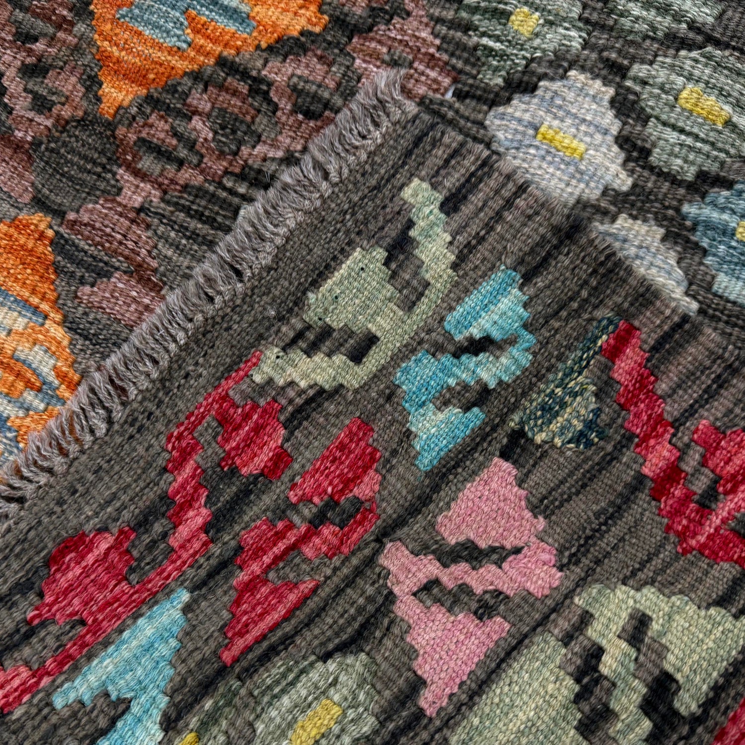 Hand Woven Wool Kelim 4' 3" x 5' 10" ft / 130 x 179 cm - No. Y39451