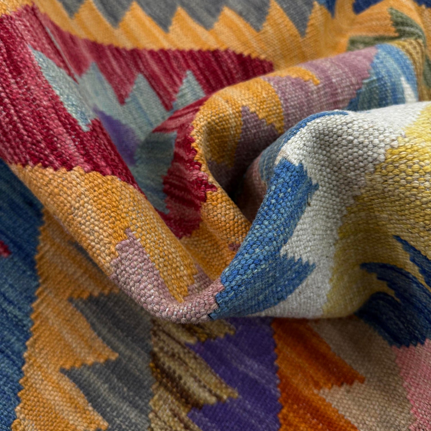 Handmade Turkish Design Wool Kilim 4' 2" x 6' 0" ft / 127 x 184 cm - No. Y39493