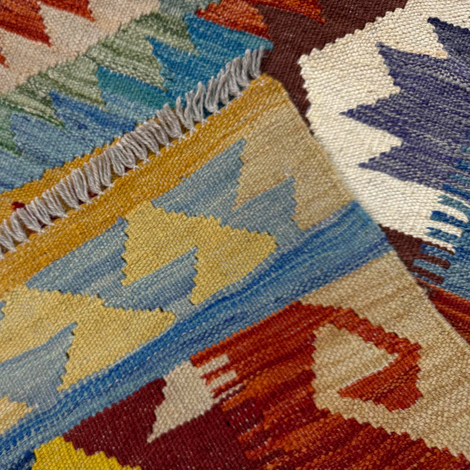 Hand Made Afghan Kilim 4' 2" x 5' 10" ft / 126 x 177 cm - No. Y39503