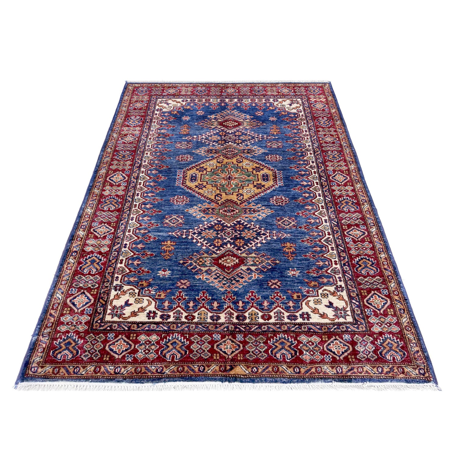 Supreme Kazak Carpet 3' 11" x 6' 1" ft / 120 x 186 cm - No. Y39556