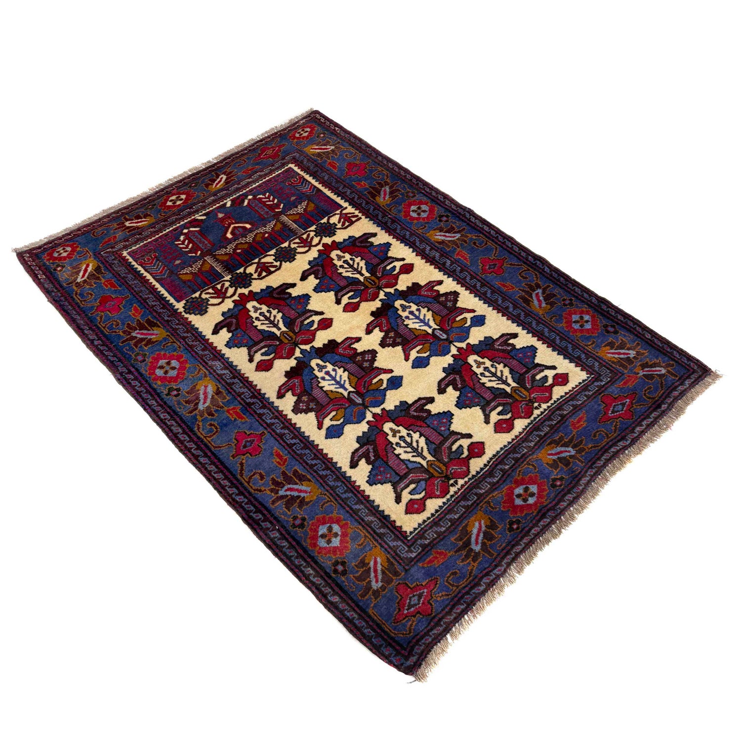 Traditional Baloch Rug 3' 7" x 4' 6" ft / 108 x 137 cm - No. Y39567
