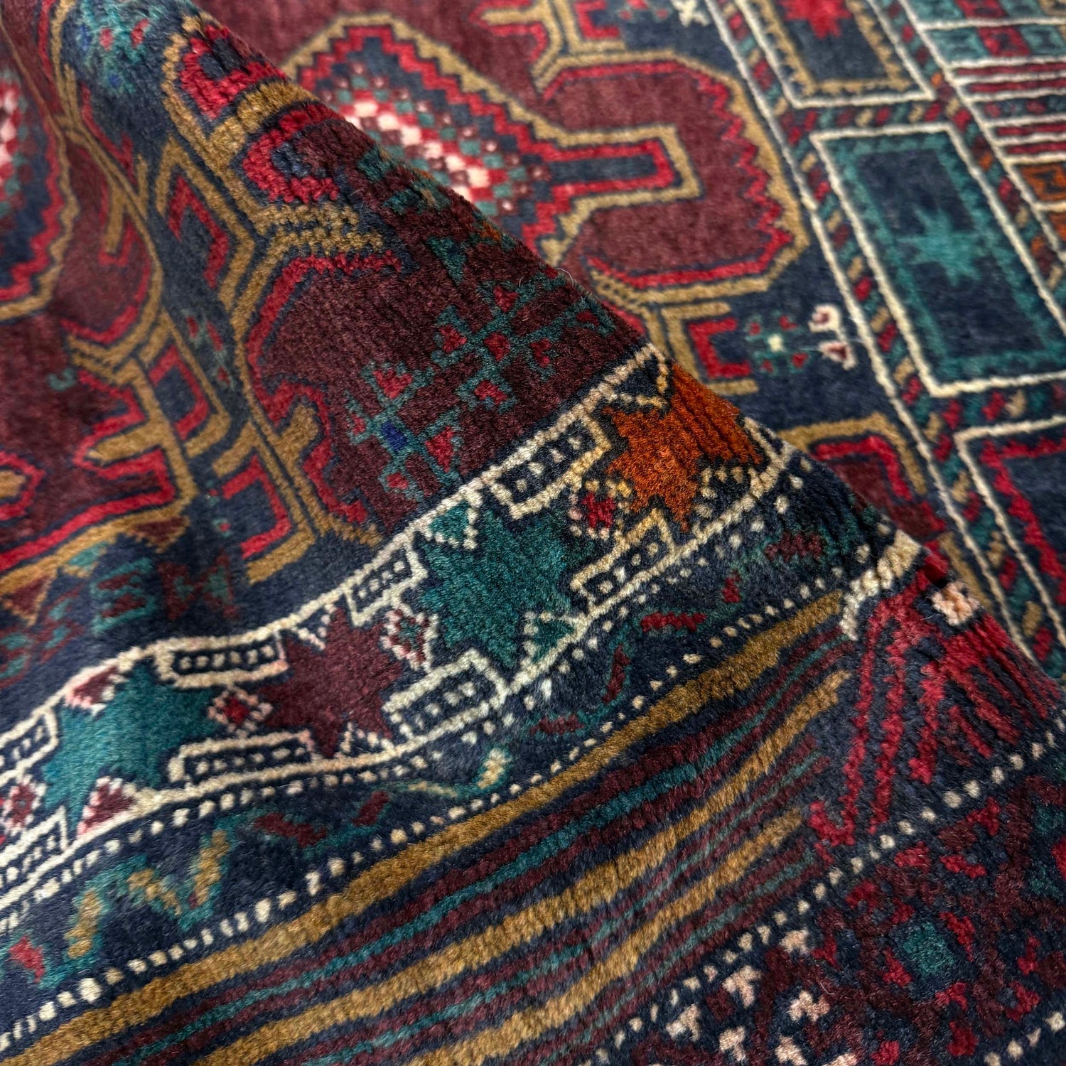 Muslim Prayer Rug 2' 11" x 4' 3" ft / 90 x 130 cm - No. Y39570