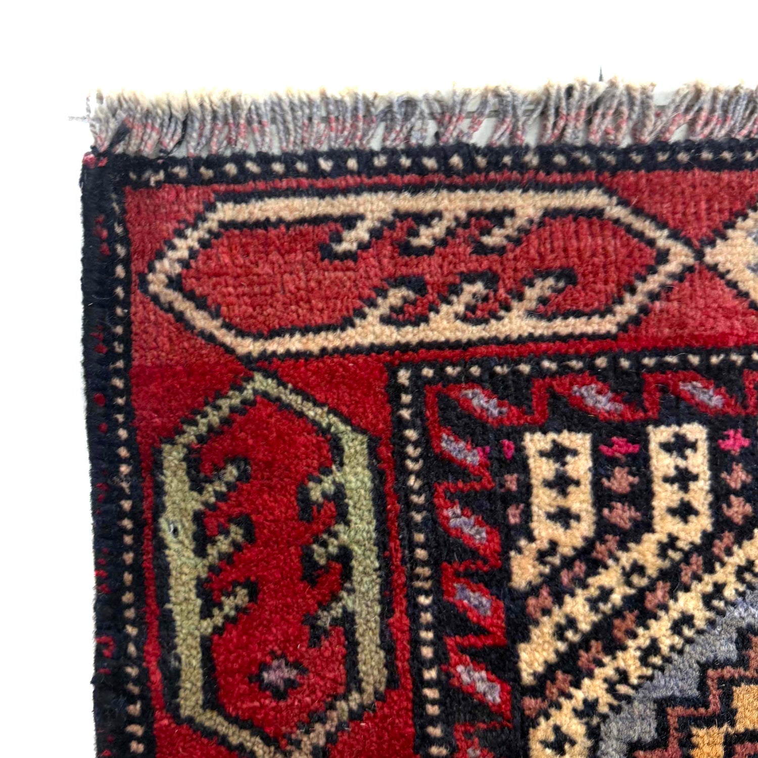 Baluch Small Size Rug 2' 9" x 4' 5" ft / 83 x 134 cm - No. Y39580