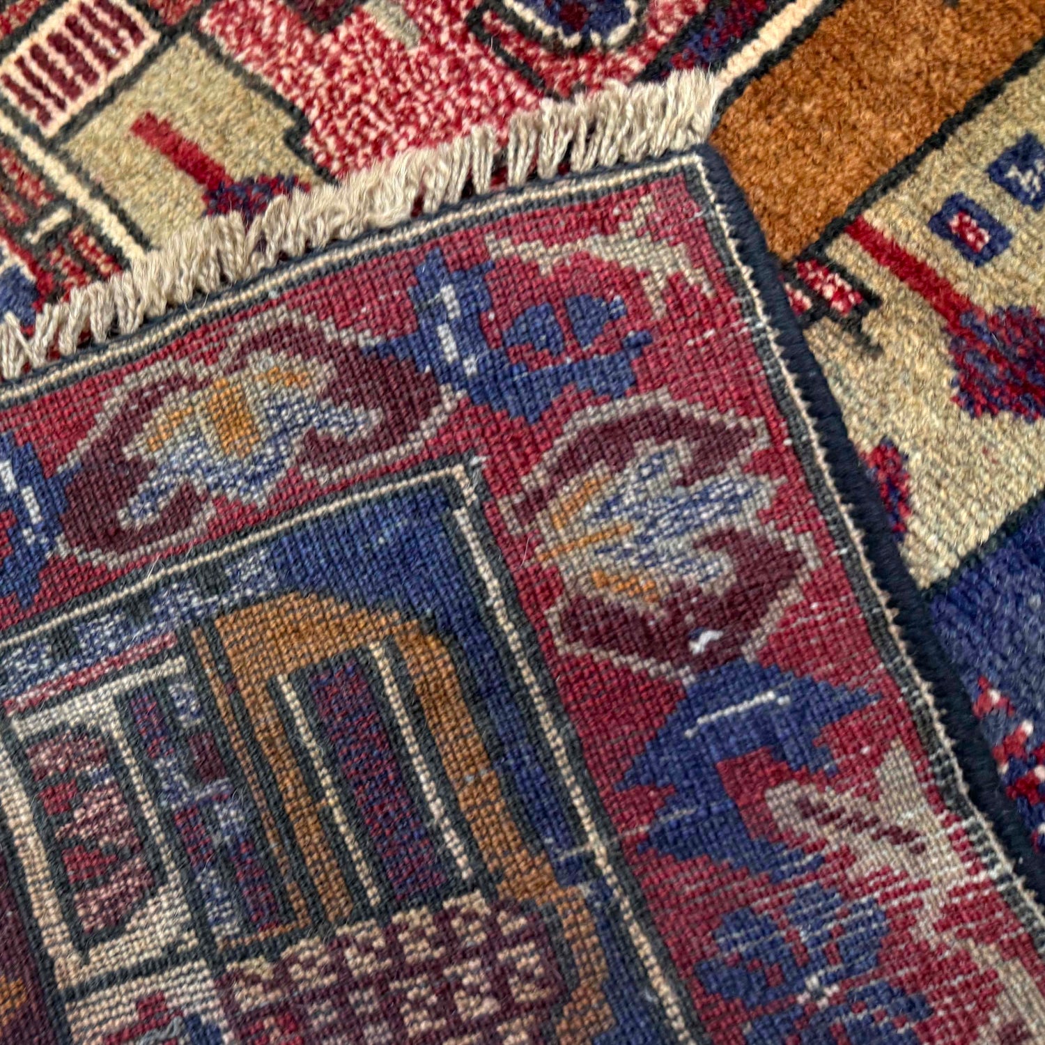 Handmade Pictorial Carpet 2' 11" x 4' 4" ft / 90 x 133 cm - No. Y39583