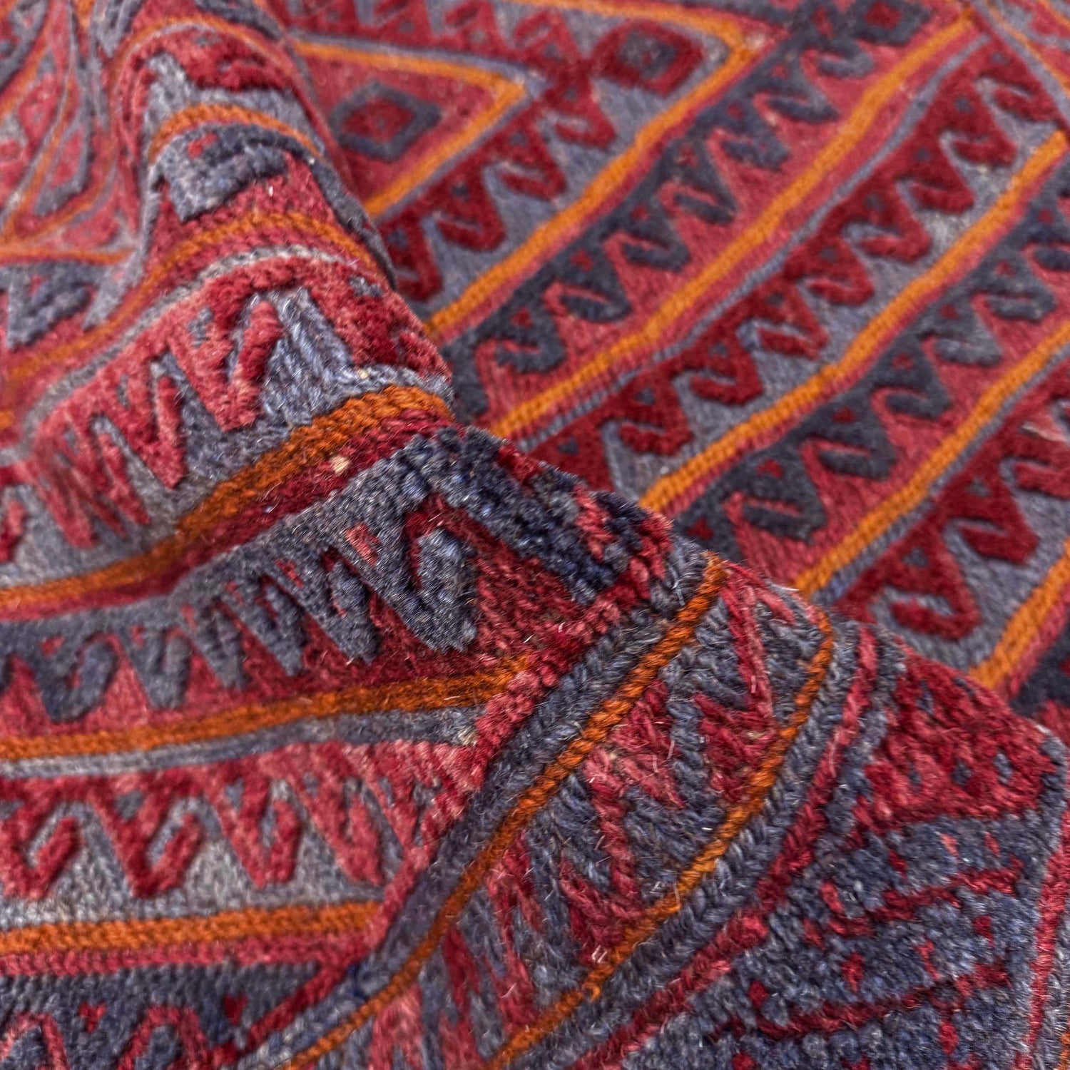 Small Square Mashwani Rug 3' 11" x 4' 1" ft / 119x 125 cm - No. Y39586